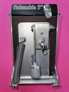 G69001098 Columbia 3hinged Taping Tools 3 Inch Hinged Nail Spotter