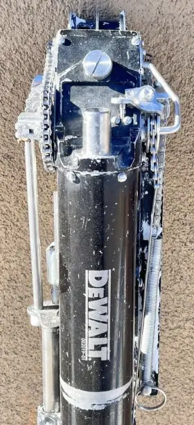 002019-01 Dewalt Automatic Drywall Taper 13683633
