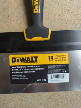 Dxtt-2-196 Dewalt Drywall Tools 14 Inch Taping Knife With Stainless Steel Big Back Blade