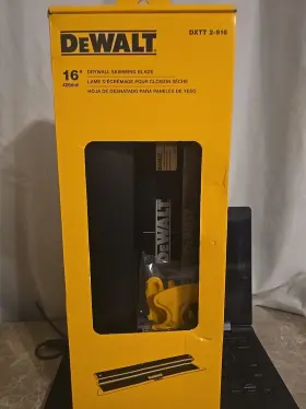 Dxtt-2-916 Dewalt Drywall Tools Skimming Blade 16 Inch Finishing Tool Stainless Steel