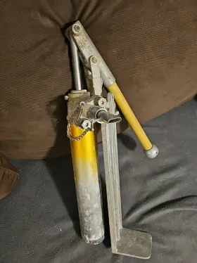 12028 Tapetech Used Drywall Mud Pump Working Bucket Spackle