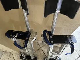 166597-vill Villdomall Drywall Stilts 18-30 Inch Adjustable Aluminum Tool Professional Grade