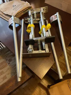 A-1828 Wal-board Tools Aluminum Stilts 18-28 Inch Range New Old Stock #2