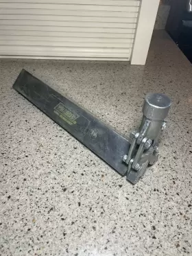 Co-2a Walboard Tools 1-1/4 Inch Drywall Corner Bead Crimping Tool. Euc